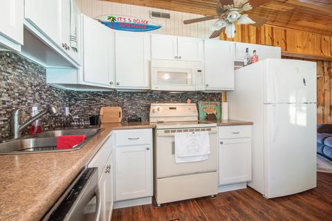 4572 Berlin Dr, Reading, MI 49274 photo 10