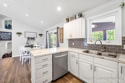 7237 Cherry Ave, Jenison, MI 49428 photo 11