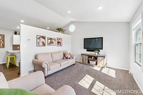 7237 Cherry Ave, Jenison, MI 49428 photo 6