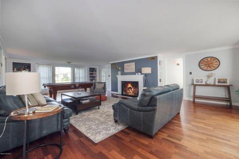23 Stuart Lake Rd, Marshall, MI 49068 photo 2