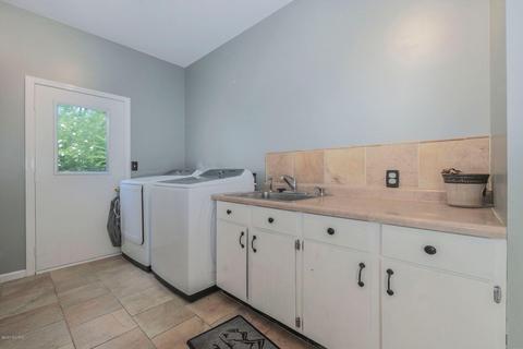 23 Stuart Lake Rd, Marshall, MI 49068 photo 10