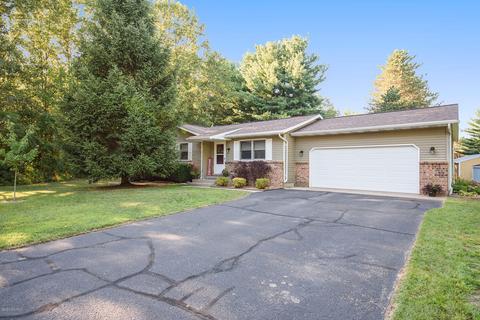 25811 Maple St, Mattawan, MI 49071 photo 4