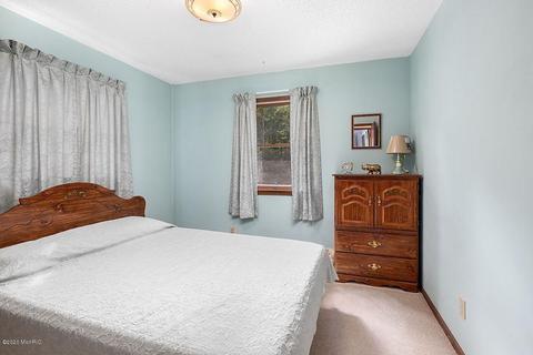 17325 Outer Dr, Big Rapids, MI 49307 photo 17
