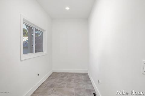 65 E Division St, Sparta, MI 49345 photo 15