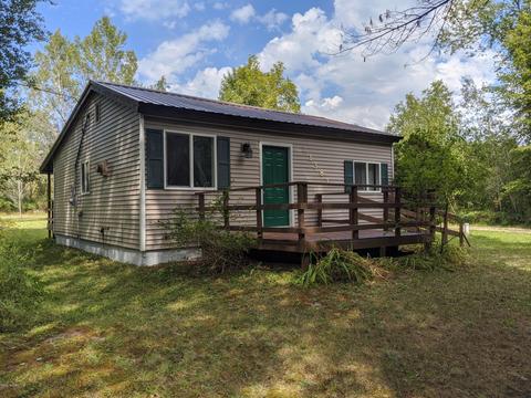1381 E Monroe St, White Cloud, MI 49349 photo 3