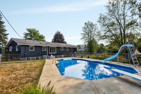 18019 Mohawk Dr, Spring Lake, MI 49456 photo 53
