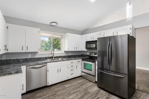 18019 Mohawk Dr, Spring Lake, MI 49456 photo 21
