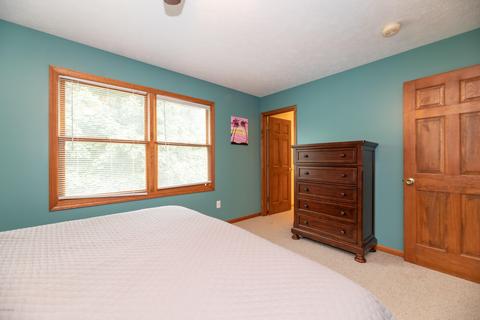 1063 S Peach Ct, Plainwell, MI 49080 photo 26