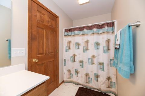 1063 S Peach Ct, Plainwell, MI 49080 photo 33