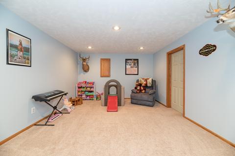1063 S Peach Ct, Plainwell, MI 49080 photo 37