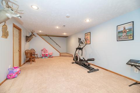 1063 S Peach Ct, Plainwell, MI 49080 photo 39