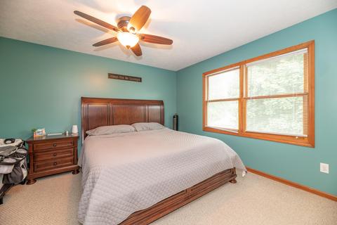 1063 S Peach Ct, Plainwell, MI 49080 photo 24