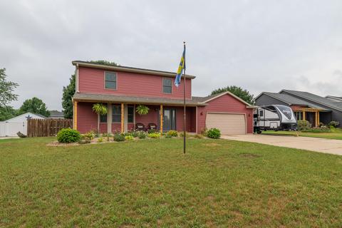 1063 S Peach Ct, Plainwell, MI 49080 photo 3