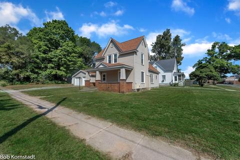 204 W May St, Belding, MI 48809 photo 7