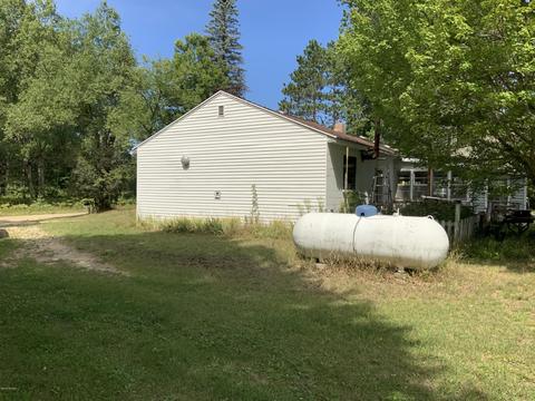 4060 10th Ave, Sears, MI 49679 photo 28