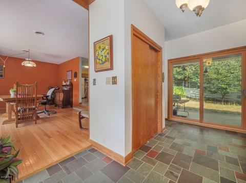 616 Union St, Marshall, MI 49068 photo 6