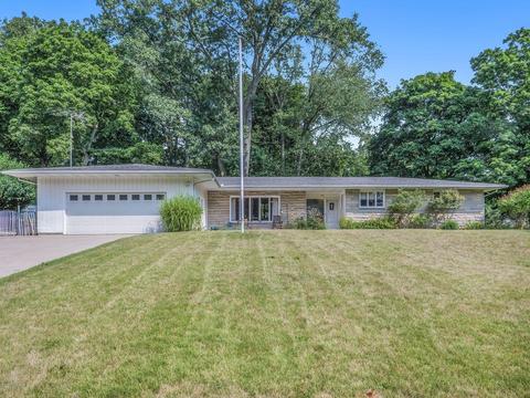 616 Union St, Marshall, MI 49068 photo 1
