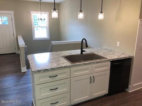 4095 Ronalds Rd, Dorr, MI 49323 photo 11