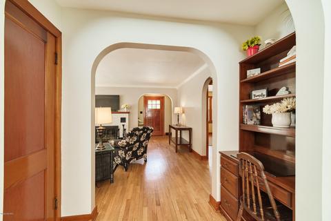 409 Eighth St, Manistee, MI 49660 photo 17