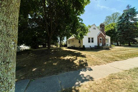 409 Eighth St, Manistee, MI 49660 photo 45