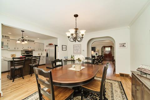 409 Eighth St, Manistee, MI 49660 photo 8