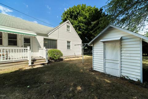 409 Eighth St, Manistee, MI 49660 photo 39
