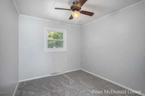 327 13th St, Plainwell, MI 49080 photo 7
