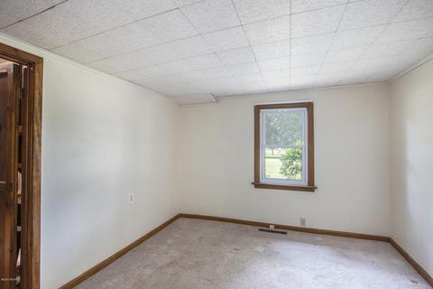 1231 Miller Rd, Plainwell, MI 49080 photo 10