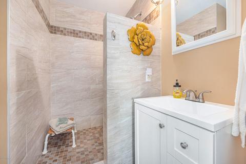 9307 E Arrowhead Dr, Scotts, MI 49088 photo 16