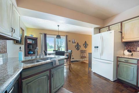 9307 E Arrowhead Dr, Scotts, MI 49088 photo 12