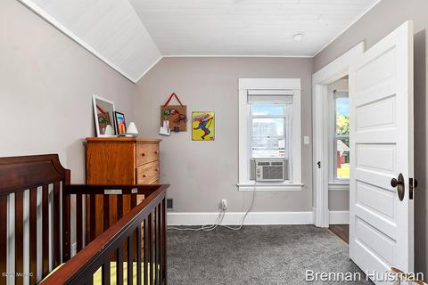 111 E Mark St, Sparta, MI 49345 photo 9