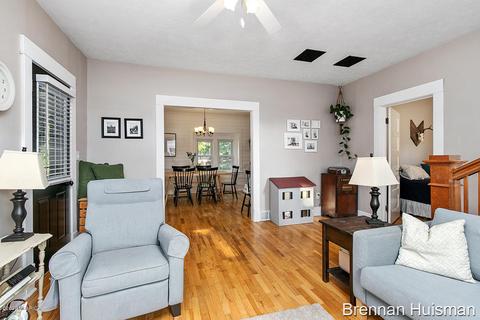 111 E Mark St, Sparta, MI 49345 photo 22