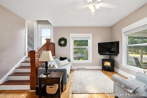 111 E Mark St, Sparta, MI 49345 photo 23