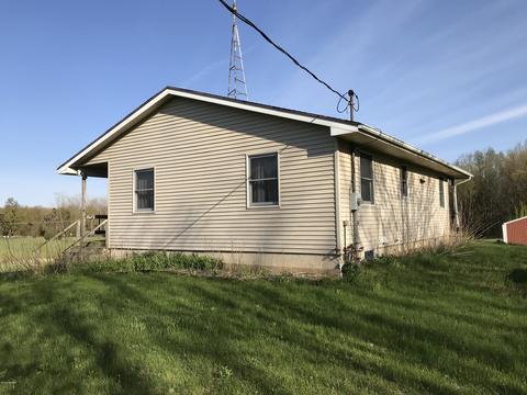 50417 34th Ave, Bangor, MI 49013 photo 2