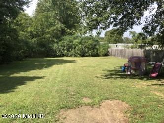 351 W First St, Stanton, MI 48888 photo 3