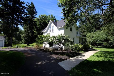 613 River St, Buchanan, MI 49107 photo 8