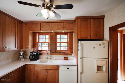 613 River St, Buchanan, MI 49107 photo 35