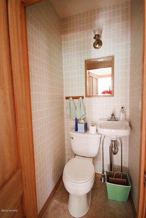 613 River St, Buchanan, MI 49107 photo 36