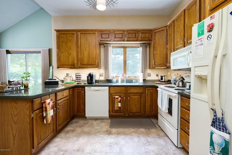 1102 O Keefe Rd, Marshall, MI 49068 photo 12