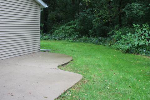 1024 Wedgewood Dr, Plainwell, MI 49080 photo 3