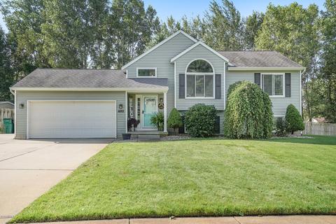 1692 Nelson Ct, Dorr, MI 49323 photo 1