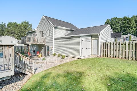 1692 Nelson Ct, Dorr, MI 49323 photo 33