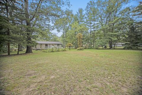 6155 Whitehall Rd, Whitehall, MI 49461 photo 7