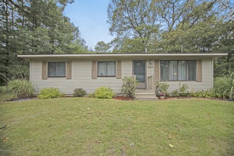 6155 Whitehall Rd, Whitehall, MI 49461 photo 2