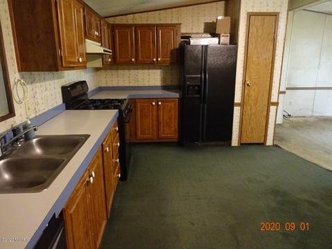 2826 S Oak Ave, White Cloud, MI 49349 photo 6