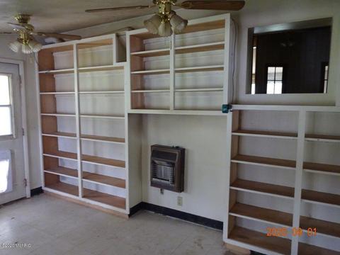 2826 S Oak Ave, White Cloud, MI 49349 photo 9