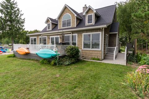 1051 Lyle Dr, Crystal, MI 48818 photo 3