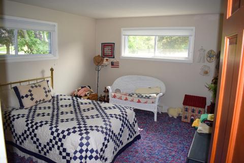 580 Eighth St, Manistee, MI 49660 photo 10