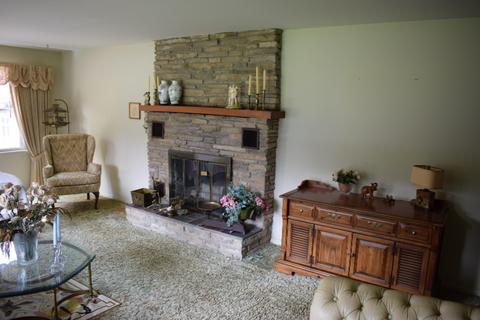 580 Eighth St, Manistee, MI 49660 photo 7