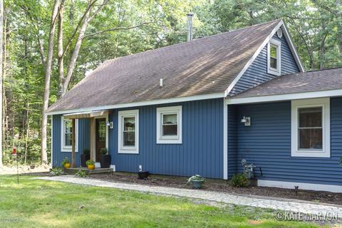 3157 53rd St, Hamilton, MI 49419 photo 3